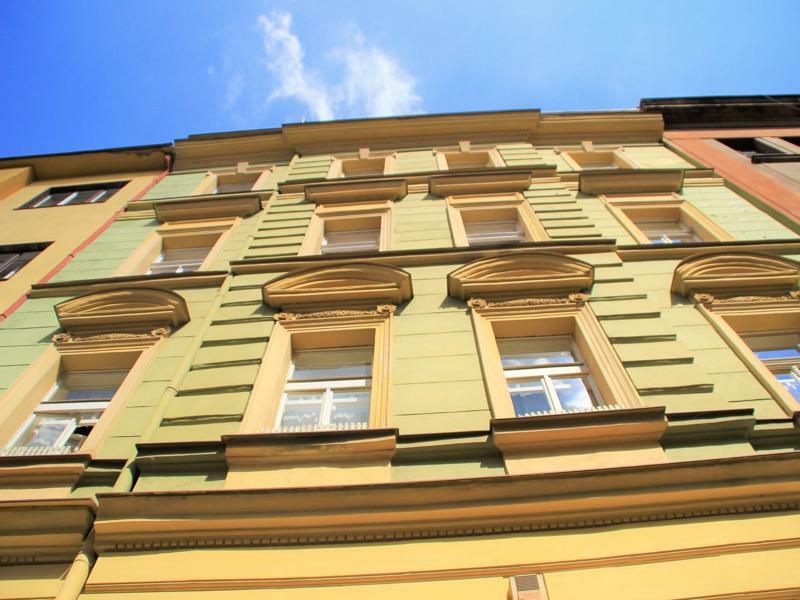 Vlkova Palace Prague Exterior photo